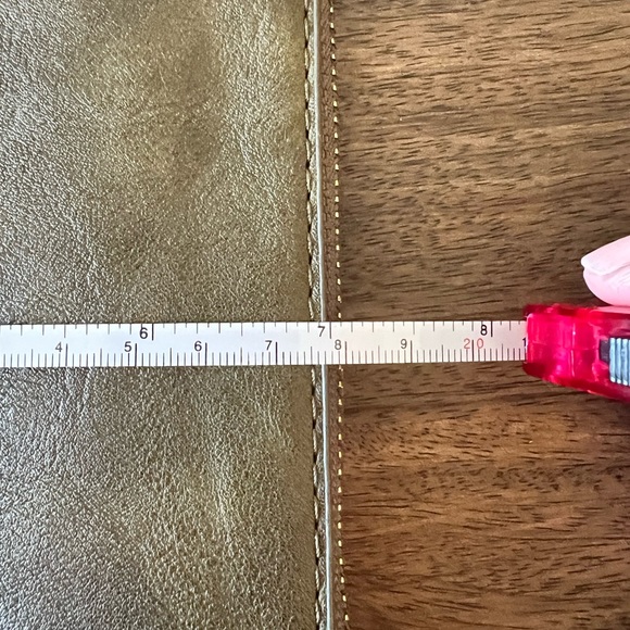 Moda Luxe Olive Green Joyna Crossbody Purse - Picture 7 of 7